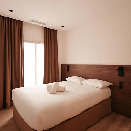 Au Coeur Du Marais Hotel 3*