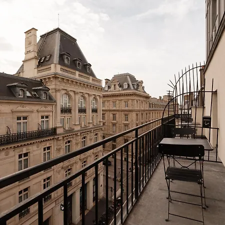 Au Coeur Du Marais Hotel