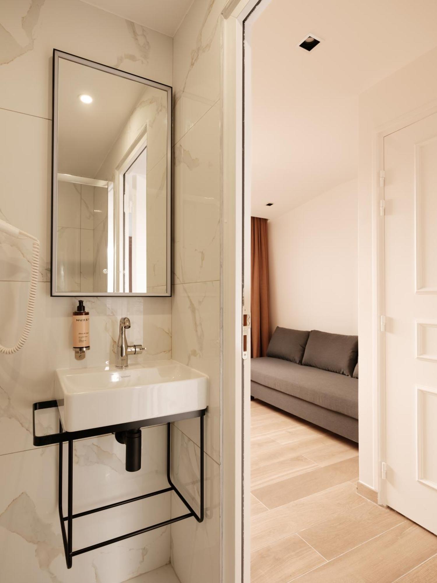 Au Coeur Du Marais 3* Parigi